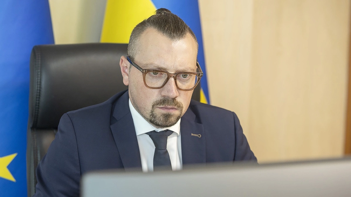 Рада повернула конкурси на держслужбу: це розблоковує €137 млн