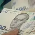 Зарплати в Україні 2026: хто отримає більше і на скільки
