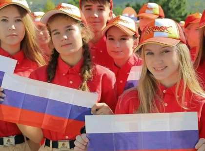 У росії стрімко зникає молодь: розвідка озвучила шокуючий прогноз до 2040 року