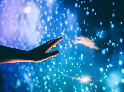 Перед великими змінами: гороскоп на тиждень з 2 по 8 лютого для всіх знаків зодіаку розповість, кому час відпустити минуле