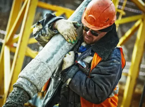 За ким «полюють» роботодавці: які професії стали найзатребуванішими в Україні