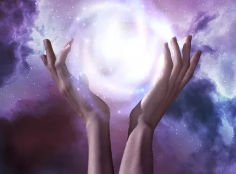 Після 8 лютого життя почне радувати: у цих 3 знаків зодіаку великі перспективи